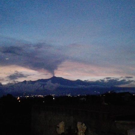 B&B La Giara Nicolosi Bagian luar foto