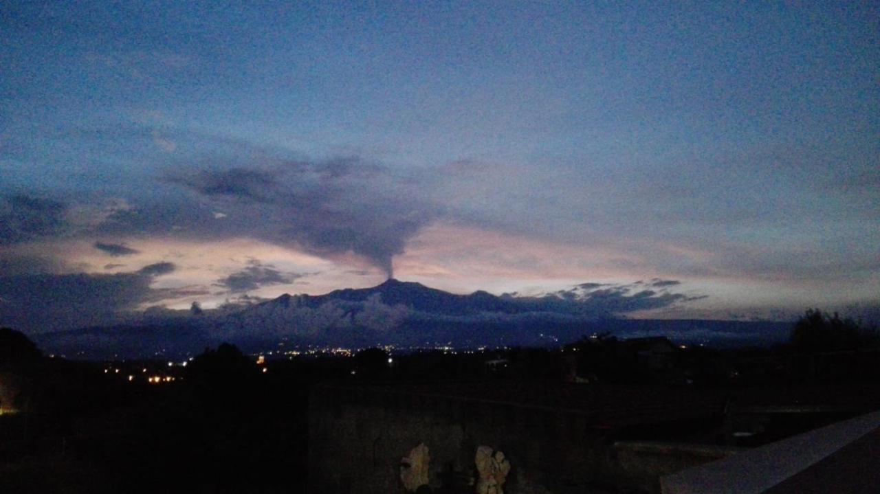 B&B La Giara Nicolosi Bagian luar foto
