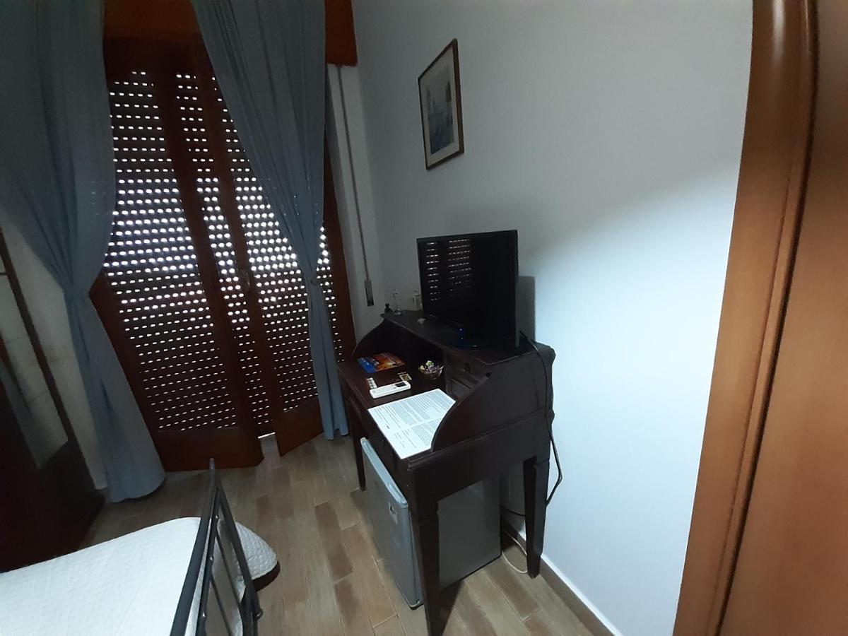 B&B La Giara Nicolosi Bagian luar foto
